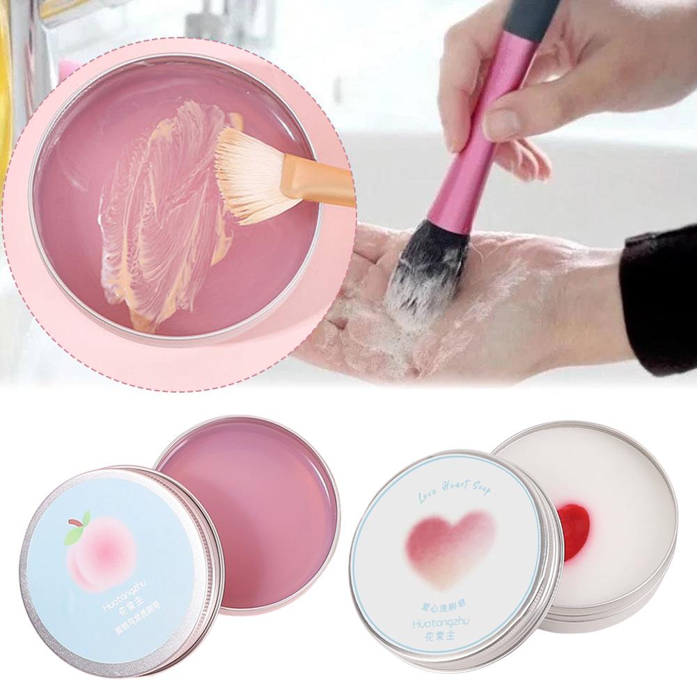 Środek do czyszczenia pędzli d – Makeup Brush Set recenzja i cena
