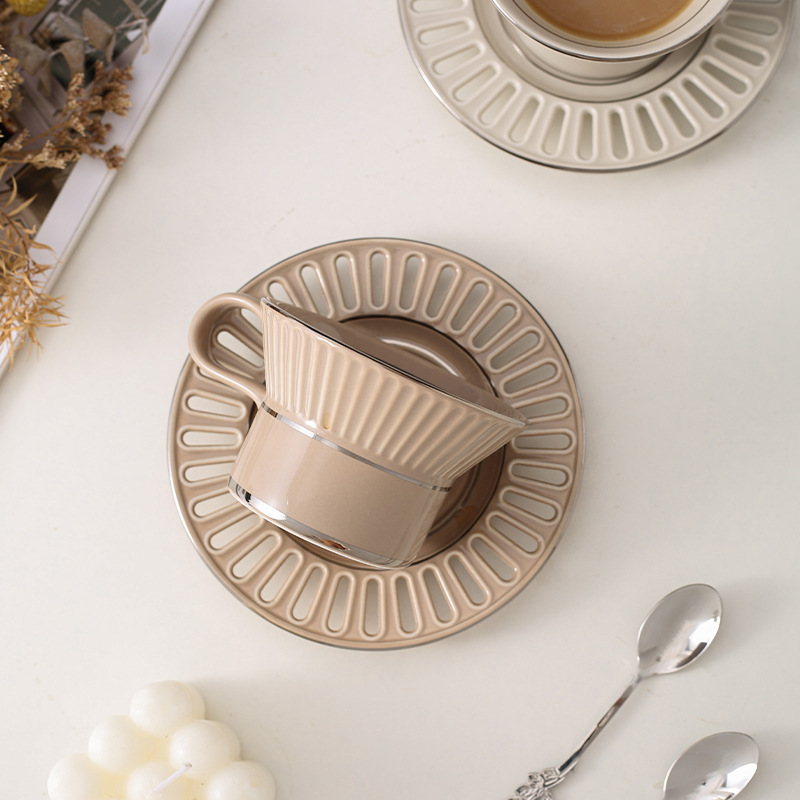 Luksusowa ceramiczna filiżanka – Beauty Makeup Kit recenzja i cena